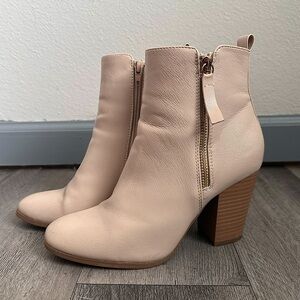 Jessica Cline 3inch Heel Booties Size 7